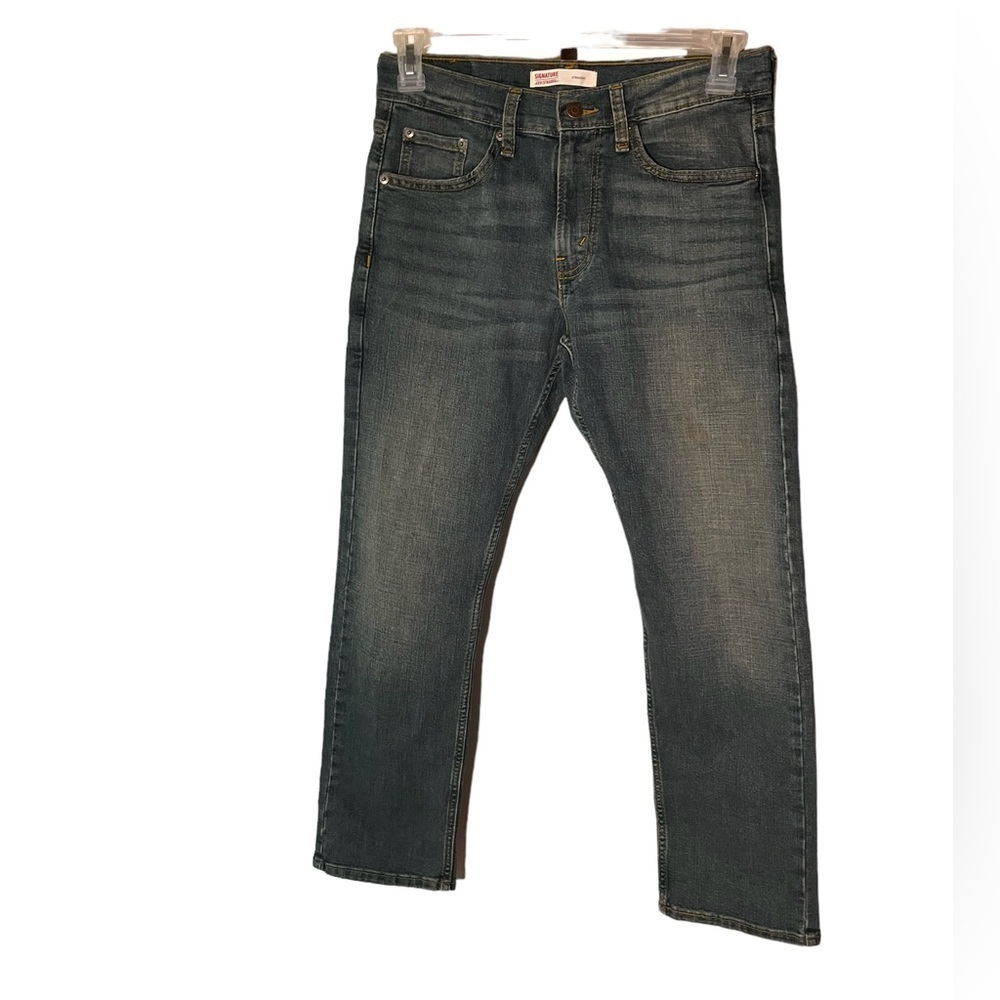 Levi Strauss Men’s Signature Straight Blue Jeans
